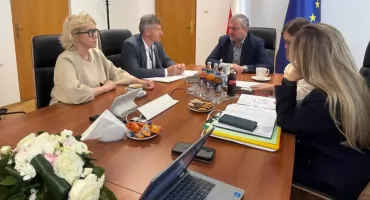 Jacek Wiśniowski: będzie uzdrowisko, są szanse na kolej i obwodnicę DK51 – raport z Warszawy